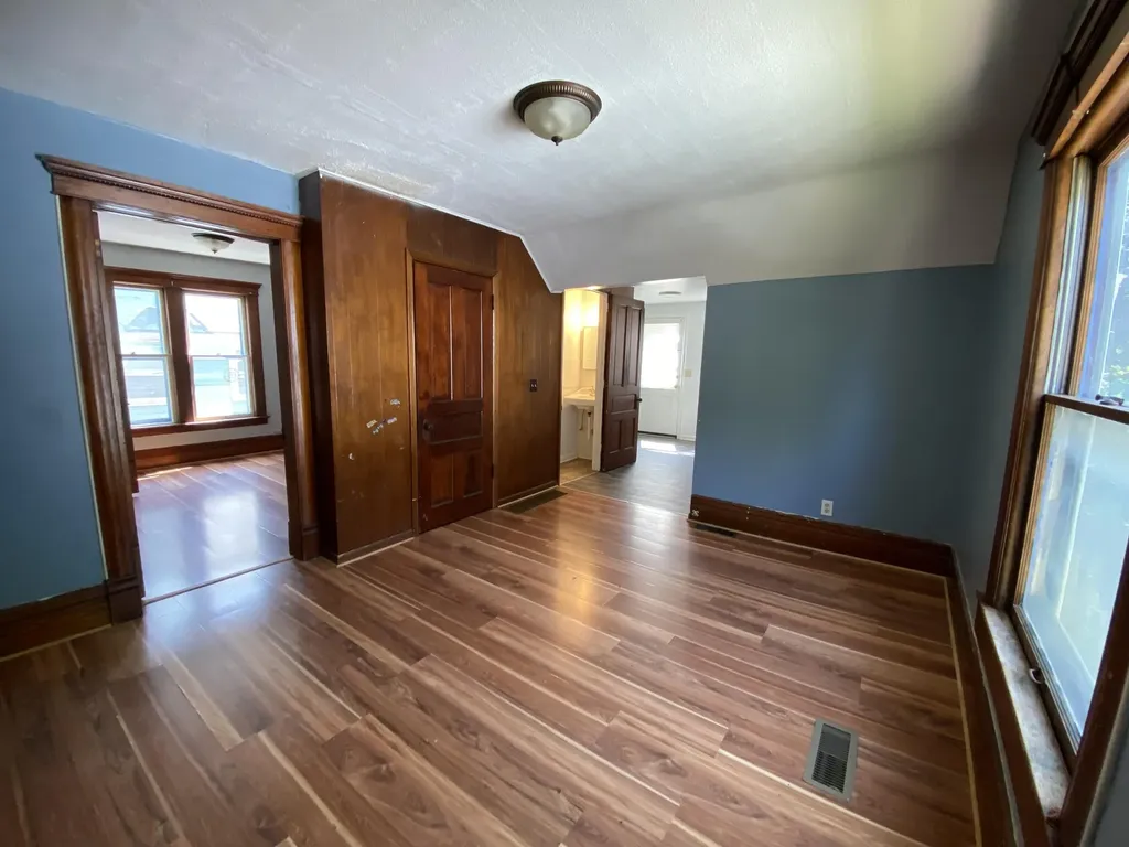 617 Forest Street Kalamazoo City MI 49008