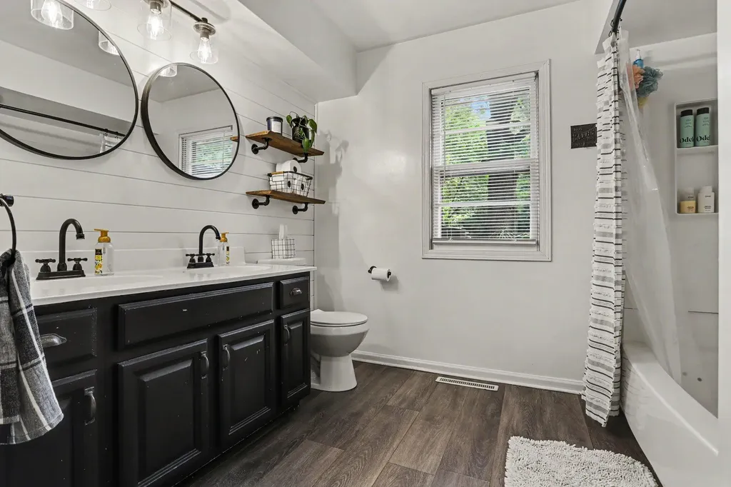 4179 S 5th Street Oshtemo Charter Township MI 49009