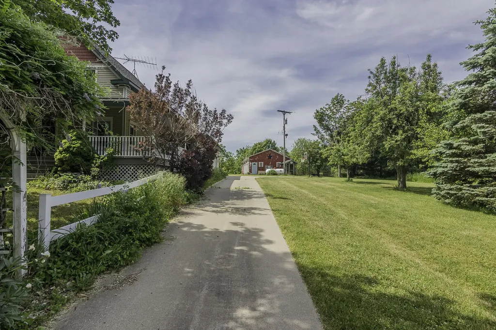 11481 Cressey Road Prairieville Township MI 49080