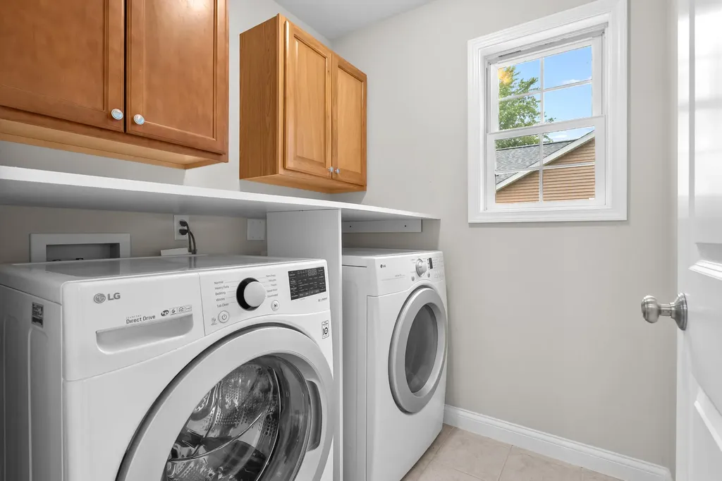 10907 Autumn View Lane Portage City MI 49002