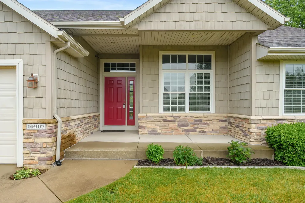 10907 Autumn View Lane Portage City MI 49002