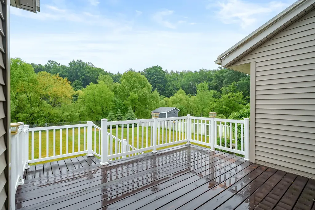 10907 Autumn View Lane Portage City MI 49002