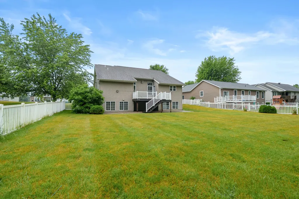 10907 Autumn View Lane Portage City MI 49002