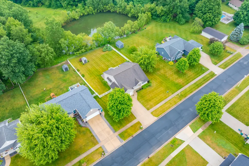 10907 Autumn View Lane Portage City MI 49002