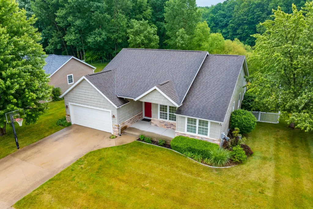10907 Autumn View Lane Portage City MI 49002