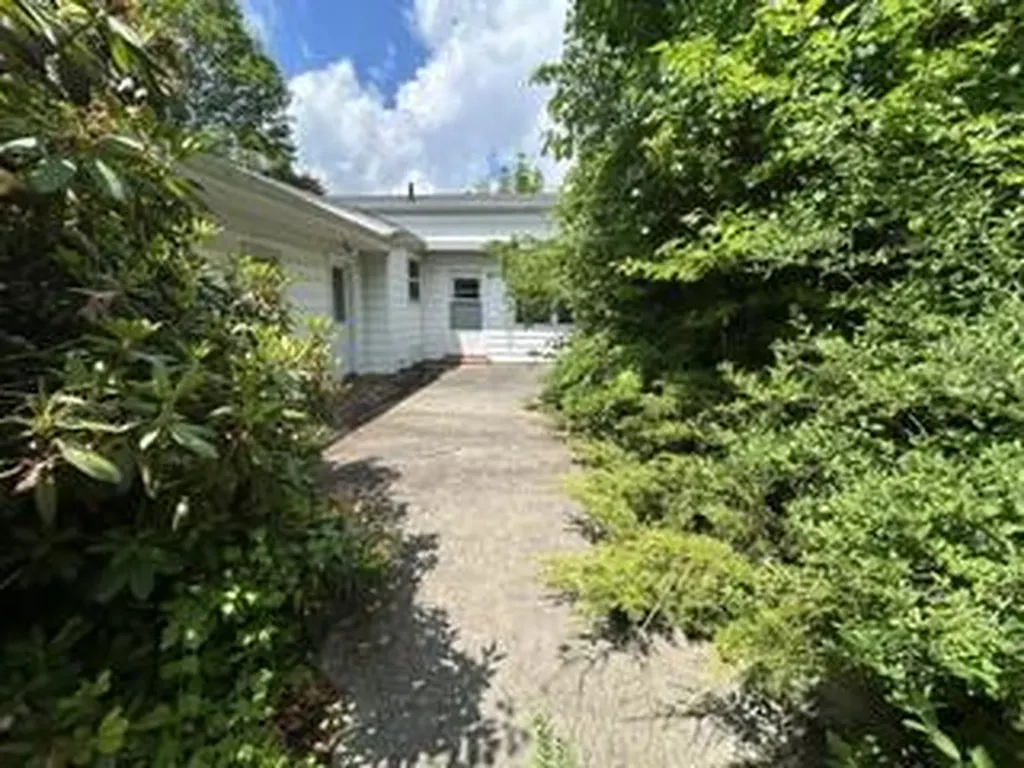 2888 Clarice Street Comstock Charter Township MI 49048