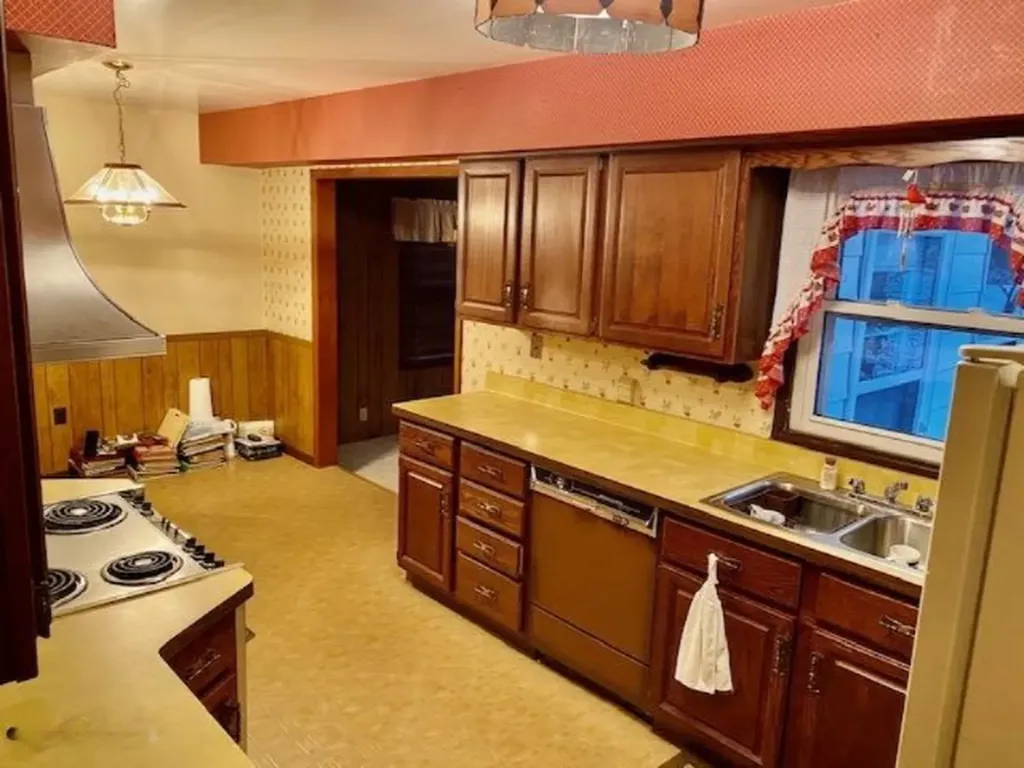 2888 Clarice Street Comstock Charter Township MI 49048