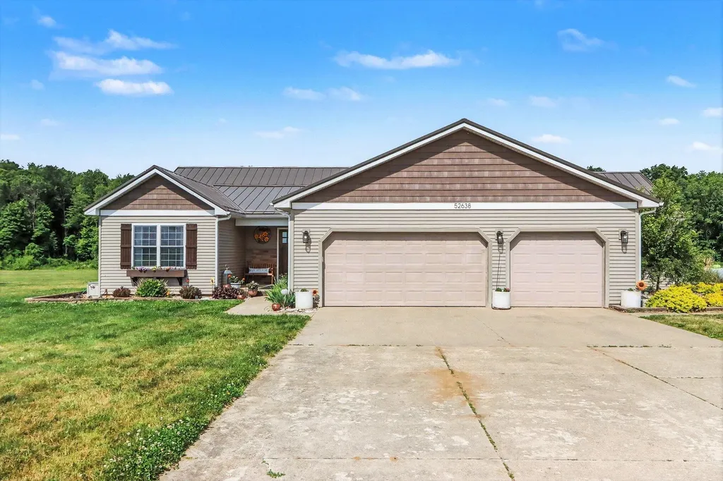 52638 Oak Plains Road Flowerfield Township MI 49093