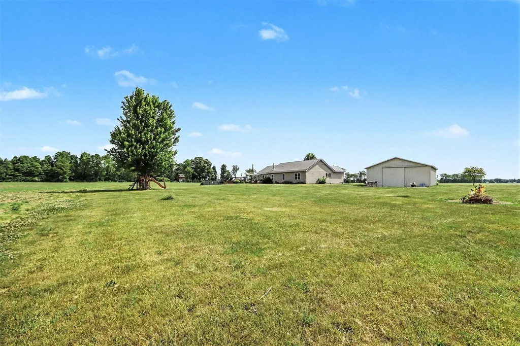 52638 Oak Plains Road Flowerfield Township MI 49093
