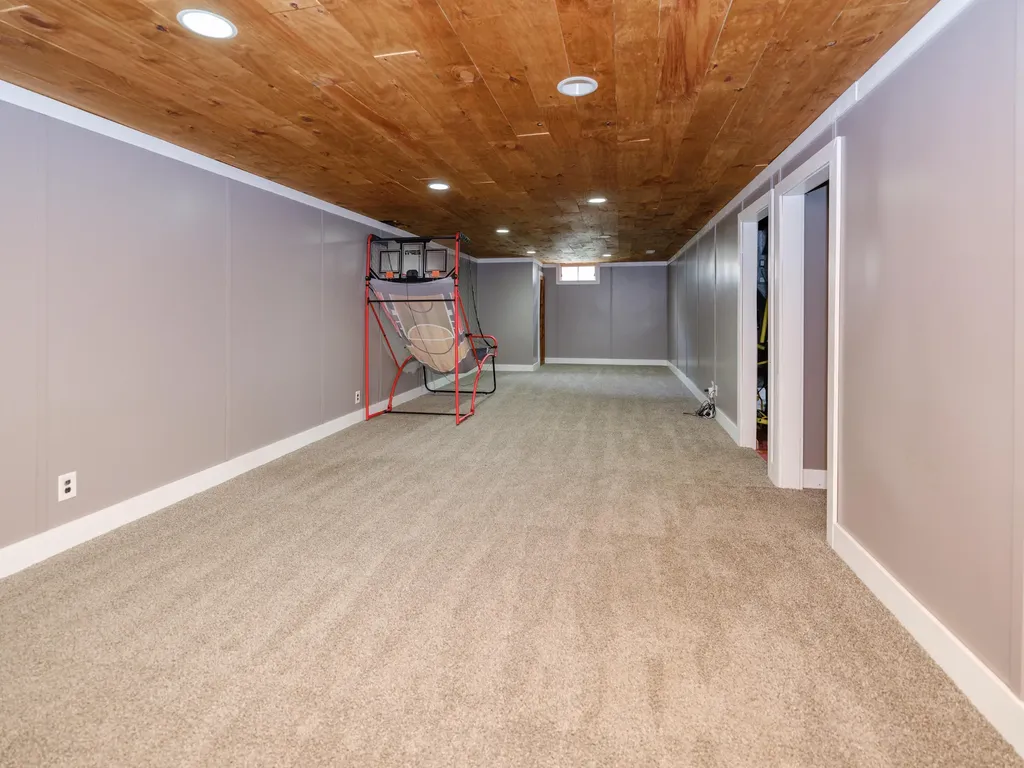 5088 Driftwood Avenue Oshtemo Charter Township MI 49009