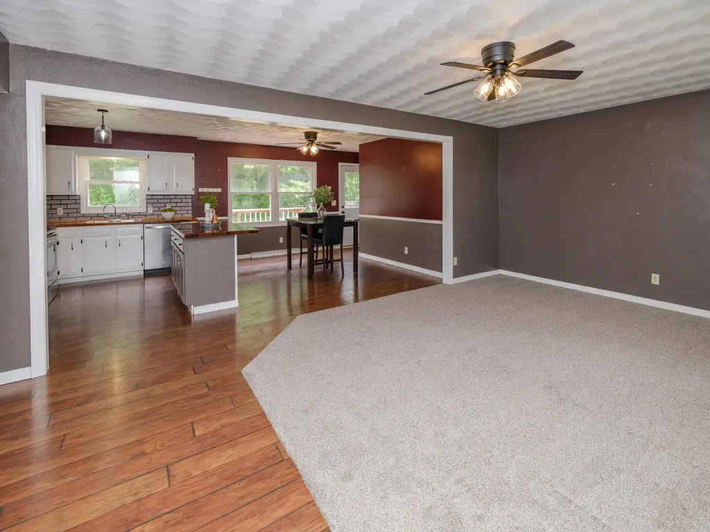 5088 Driftwood Avenue Oshtemo Charter Township MI 49009