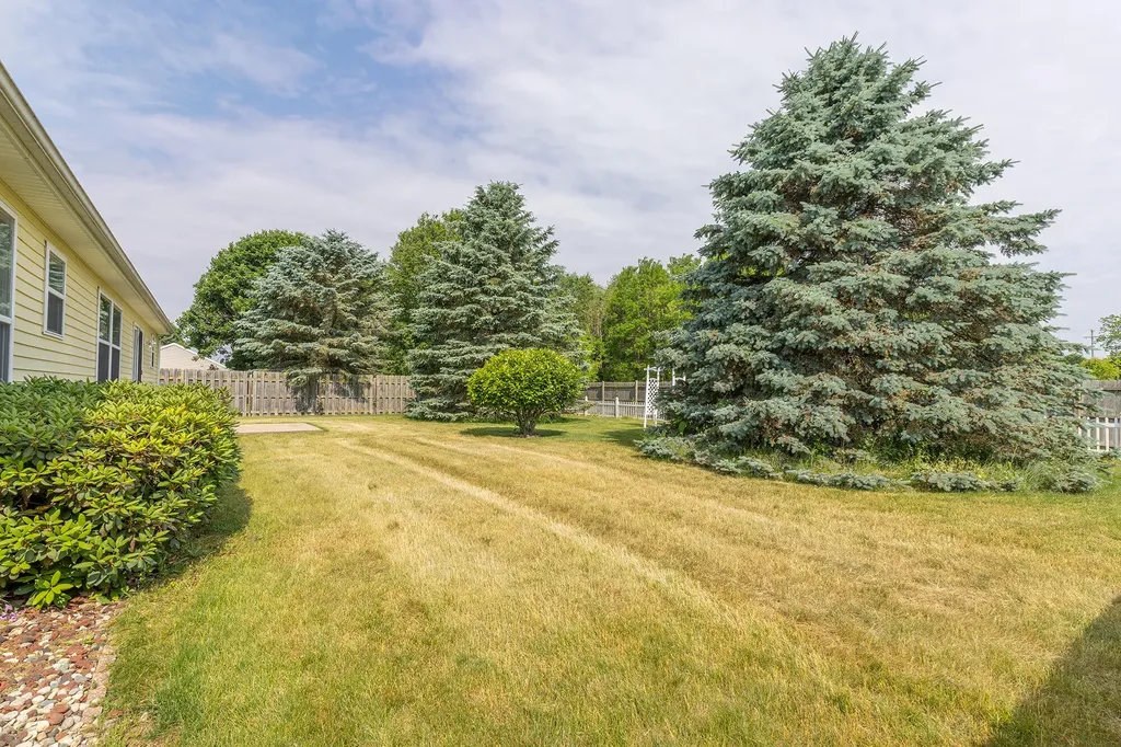 9867 Blake Boulevard Comstock Charter Township MI 49053