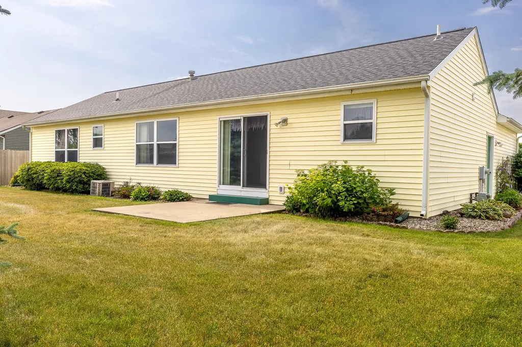 9867 Blake Boulevard Comstock Charter Township MI 49053