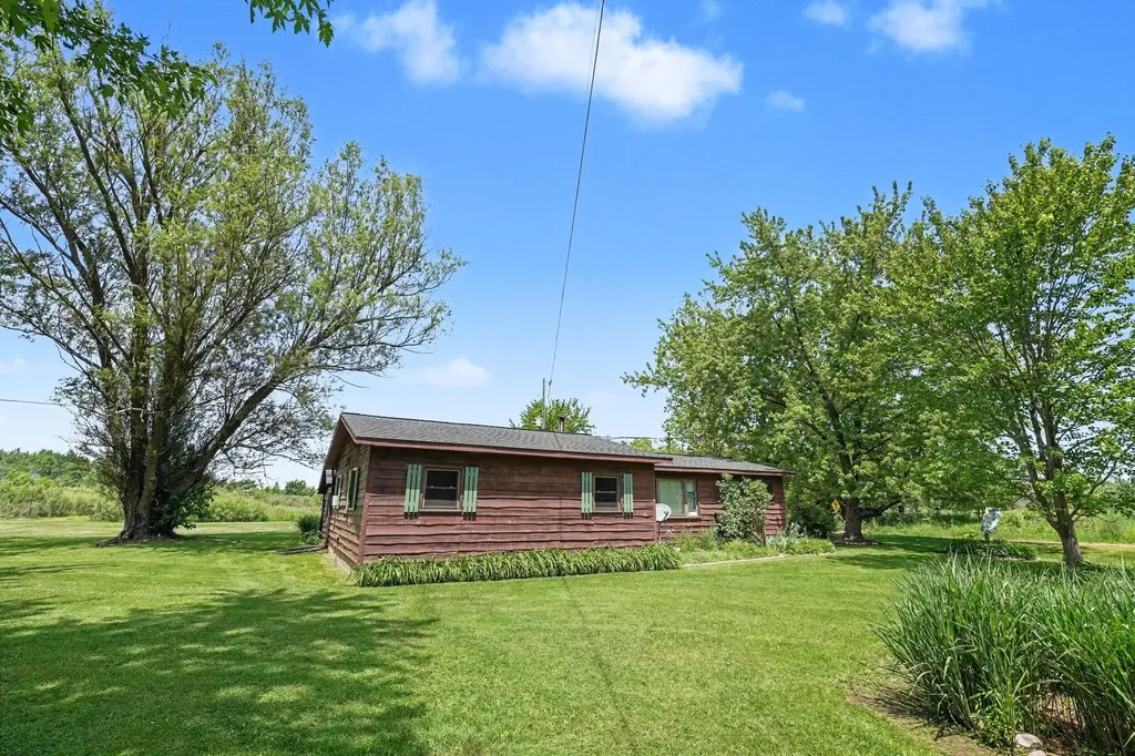 47920 42nd Street Waverly Township MI 49079