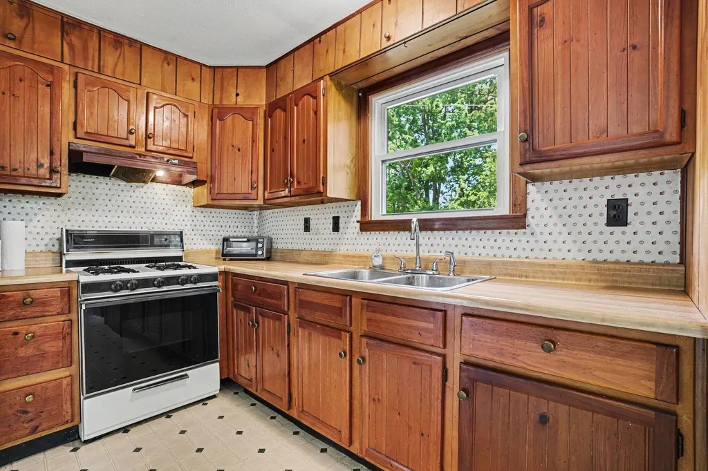 47920 42nd Street Waverly Township MI 49079