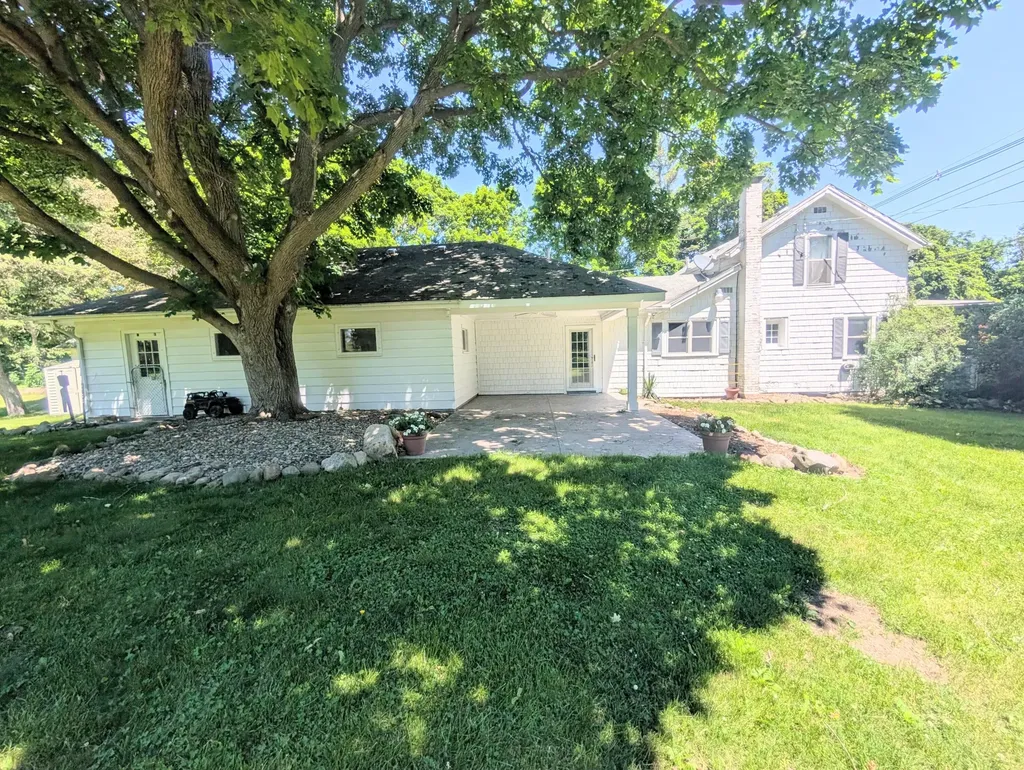 1020 S Marshall Avenue Marshall City MI 49068