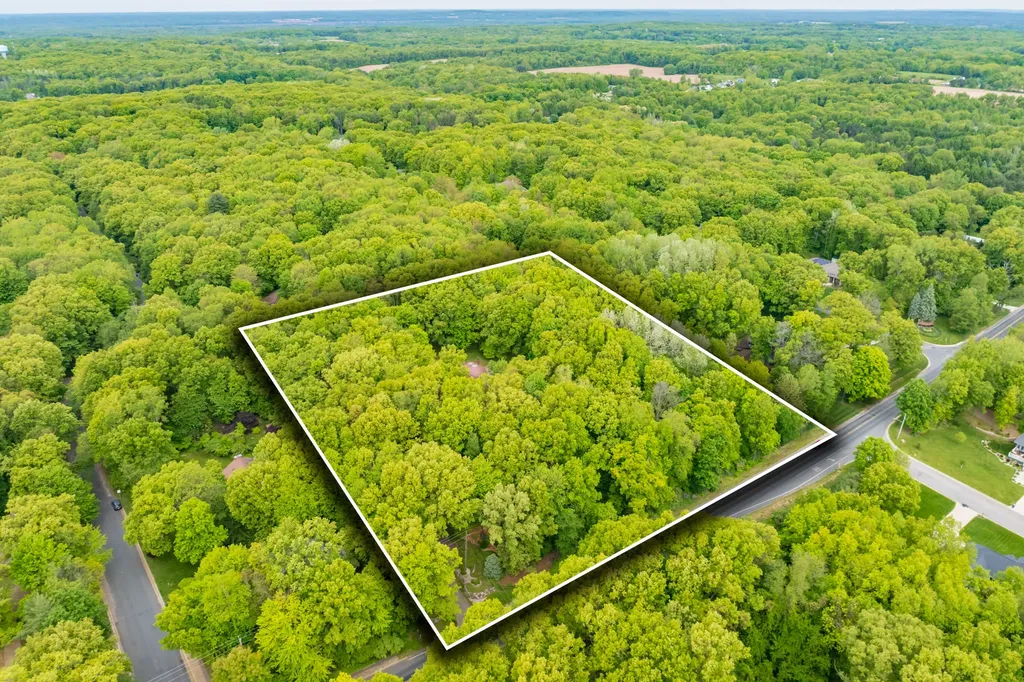 2755 N 9th Street Oshtemo Charter Township MI 49009