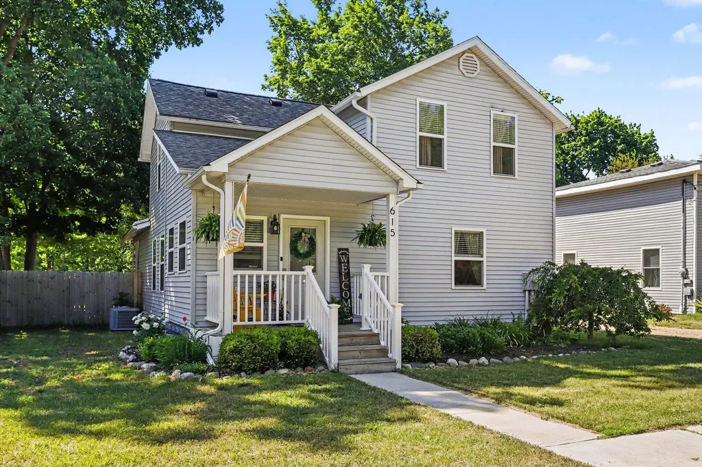 615 N Main Street Allegan City MI 49010