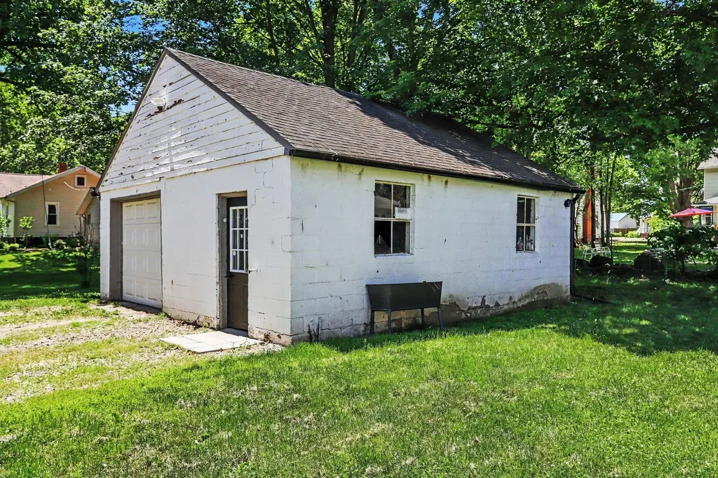 315 N Cedar Street Schoolcraft Village MI 49087