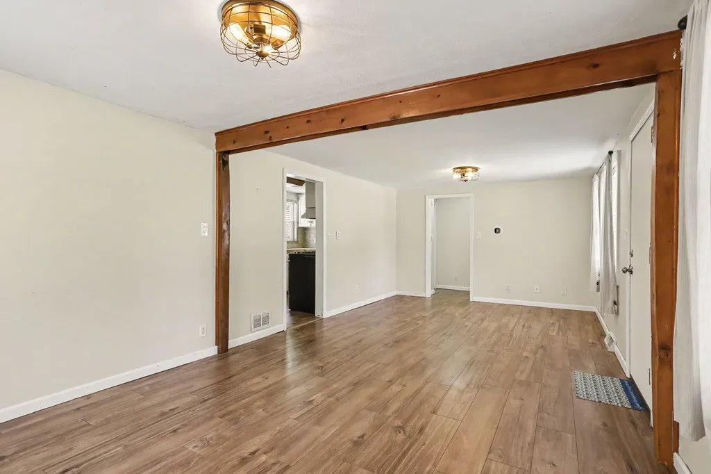 315 N Cedar Street Schoolcraft Village MI 49087