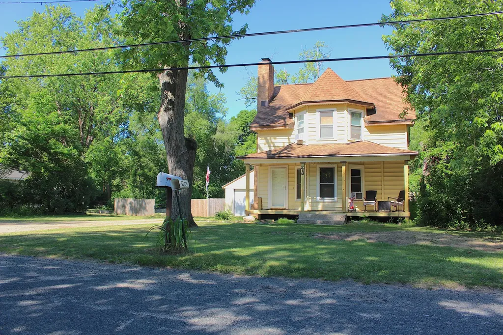 416 Frederick Street Comstock Charter Township MI 49048