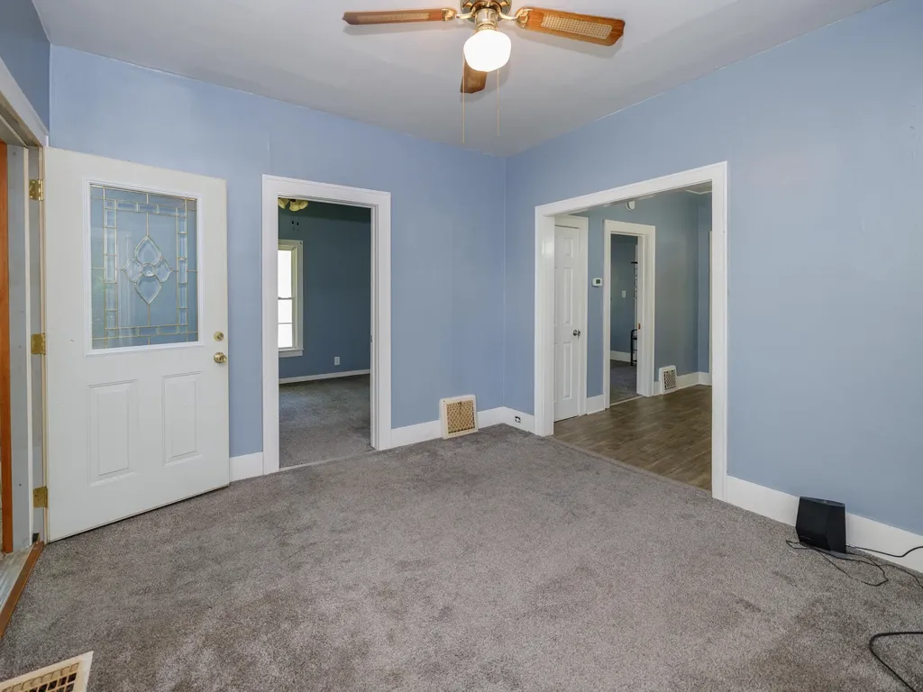 812 Washburn Avenue Kalamazoo Charter Township MI 49048