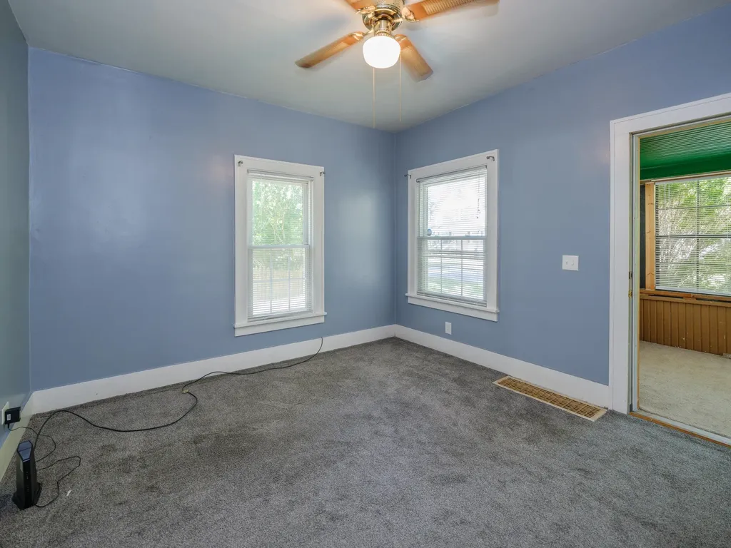 812 Washburn Avenue Kalamazoo Charter Township MI 49048