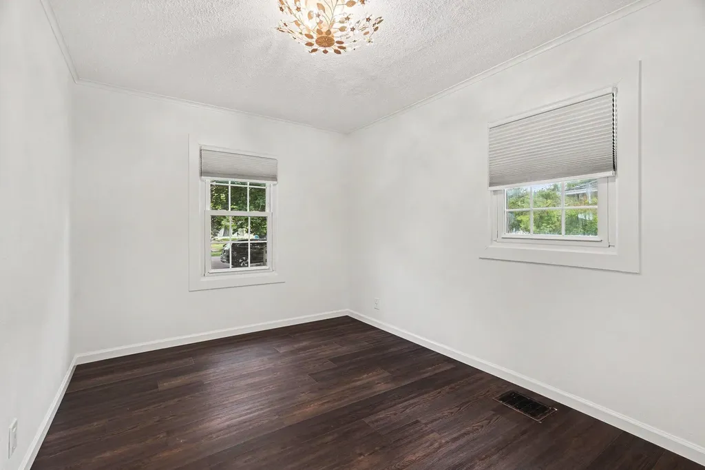 4106 Duke Street Kalamazoo City MI 49008