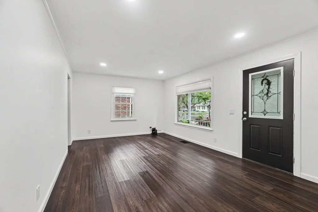 4106 Duke Street Kalamazoo City MI 49008