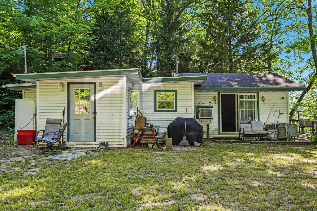 27383 Hayne Road Porter Township MI 49065