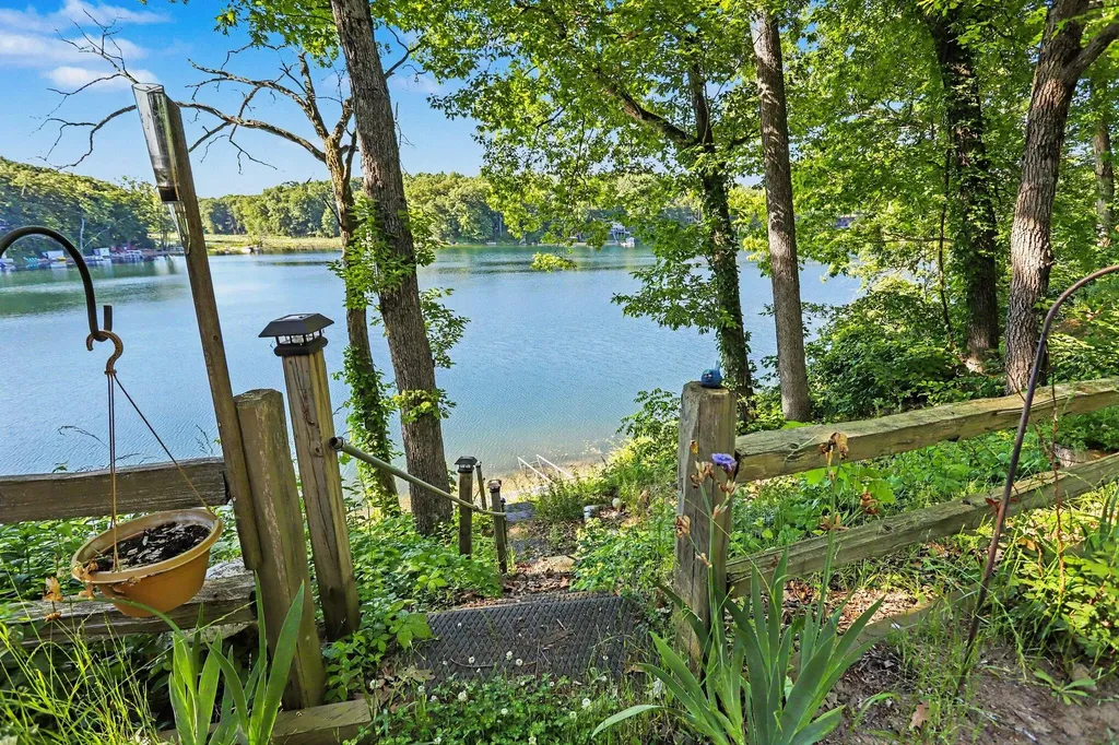 27383 Hayne Road Porter Township MI 49065