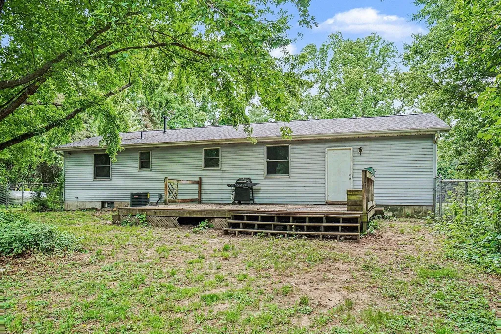 41842 Paw Paw Road Paw Paw Township MI 49079