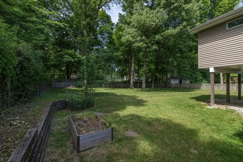 11175 Delmar Avenue Ross Township MI 49083