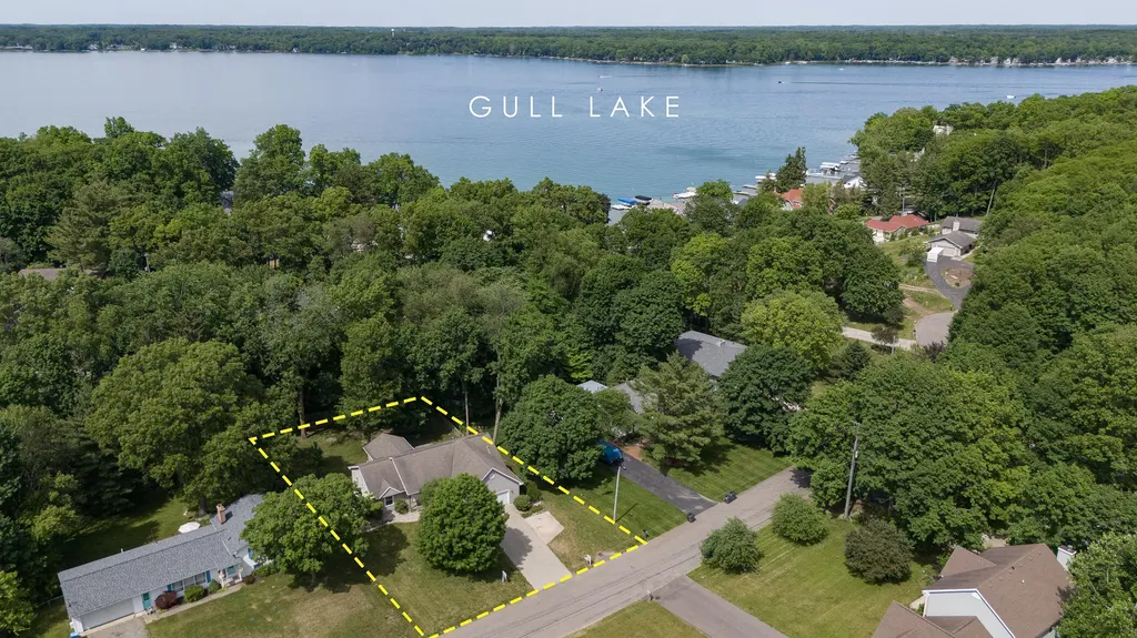 11175 Delmar Avenue Ross Township MI 49083
