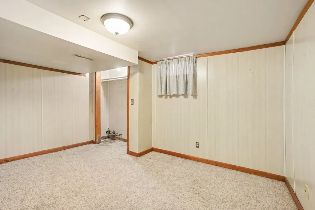 1425 Sunnyside Drive Kalamazoo Charter Township MI 49048