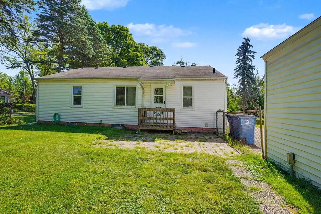1425 Sunnyside Drive Kalamazoo Charter Township MI 49048