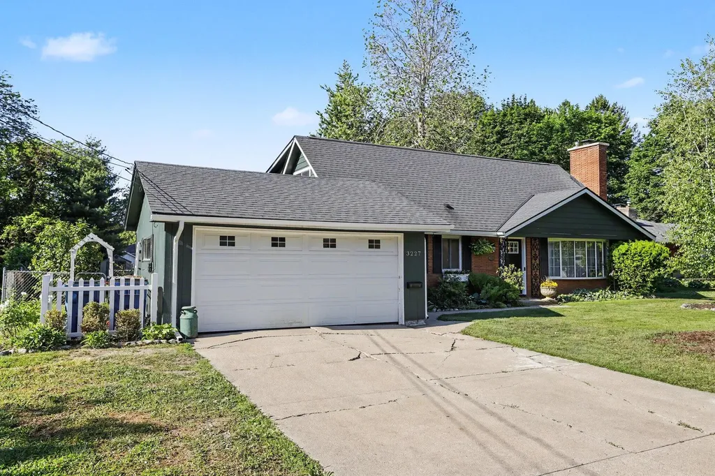3227 Marlane Avenue Kalamazoo Charter Township MI 49006