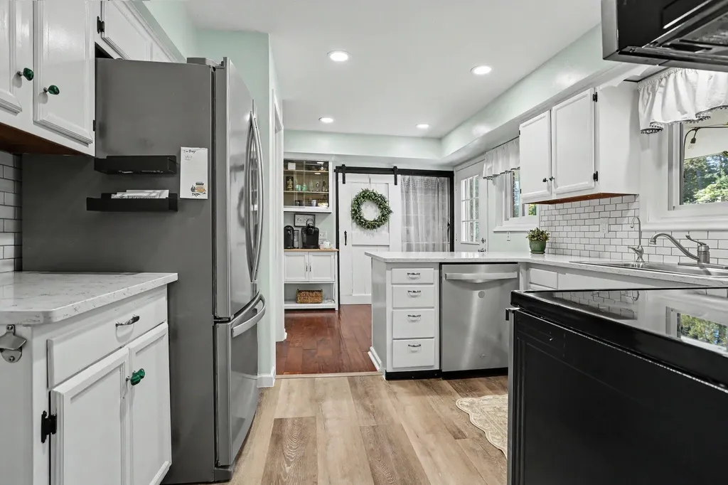 3227 Marlane Avenue Kalamazoo Charter Township MI 49006