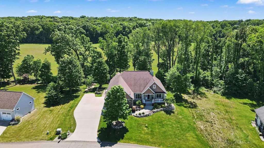 2724 Oldrew Circle Oshtemo Charter Township MI 49009