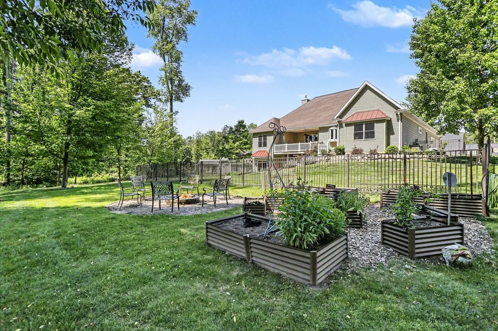 2724 Oldrew Circle Oshtemo Charter Township MI 49009