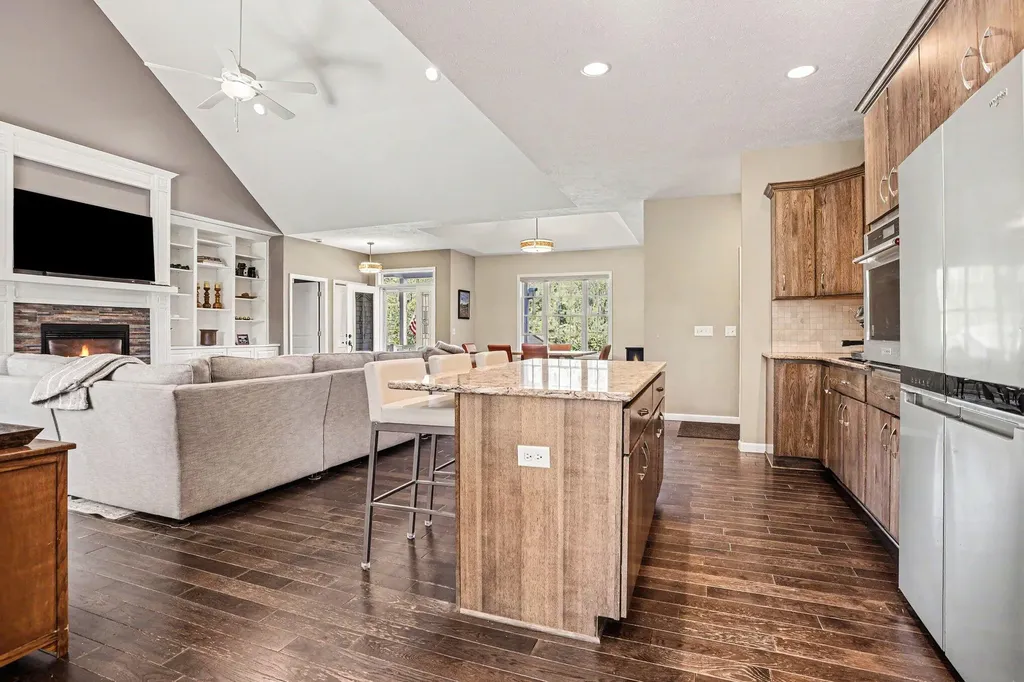 2724 Oldrew Circle Oshtemo Charter Township MI 49009