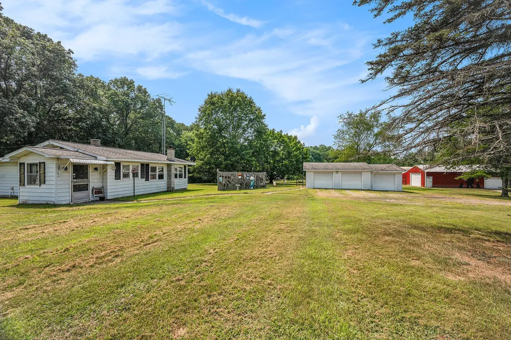 14450 Wing Road Assyria Township MI 49021