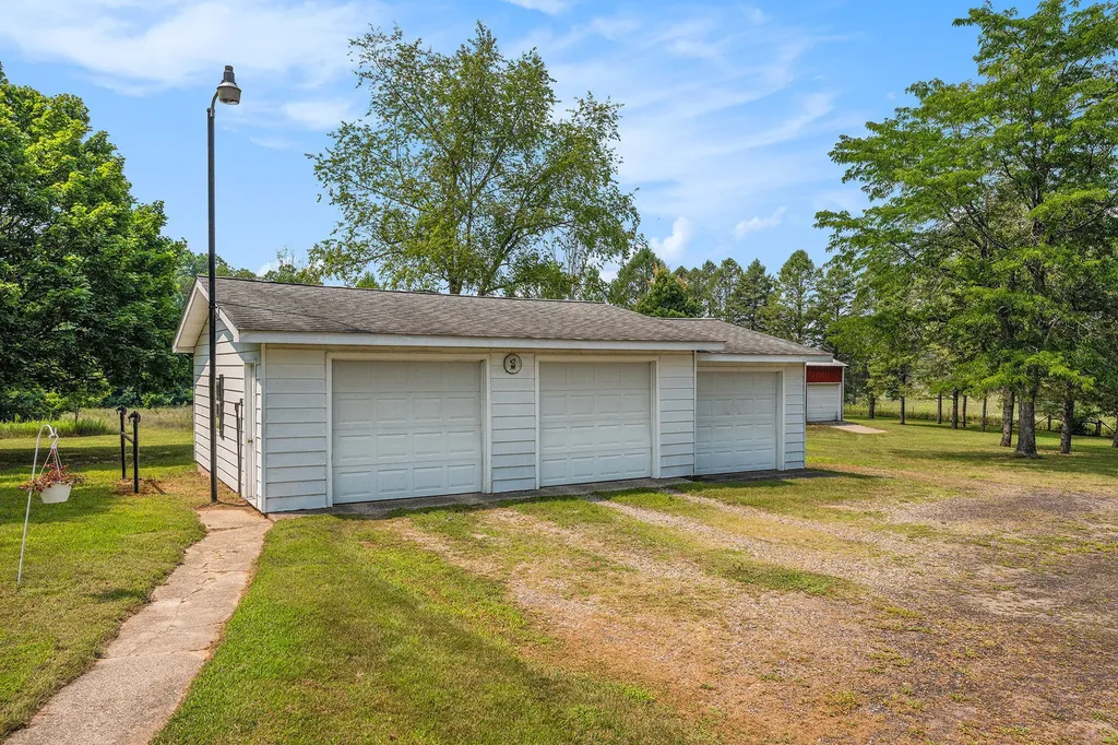 14450 Wing Road Assyria Township MI 49021