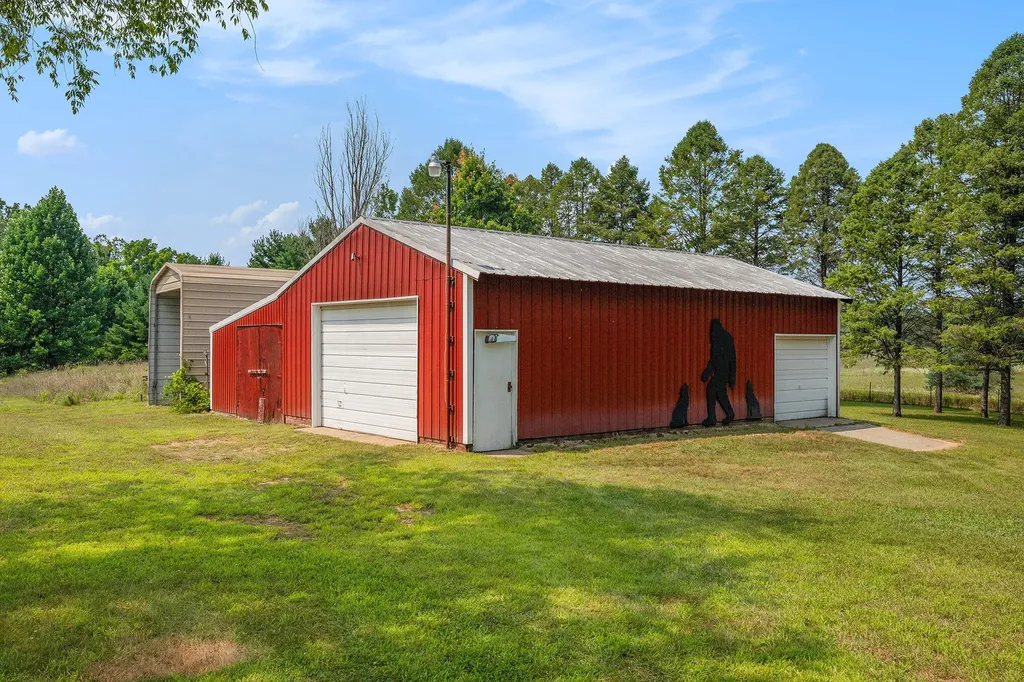 14450 Wing Road Assyria Township MI 49021