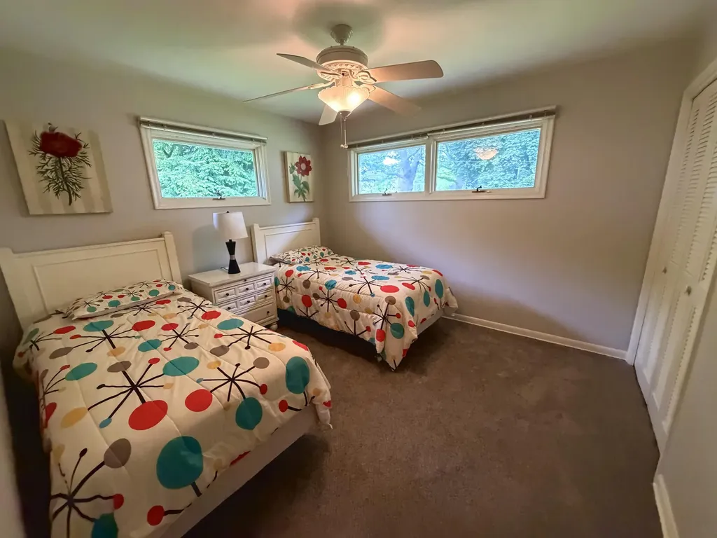 1935 Skyler Drive Kalamazoo City MI 49008
