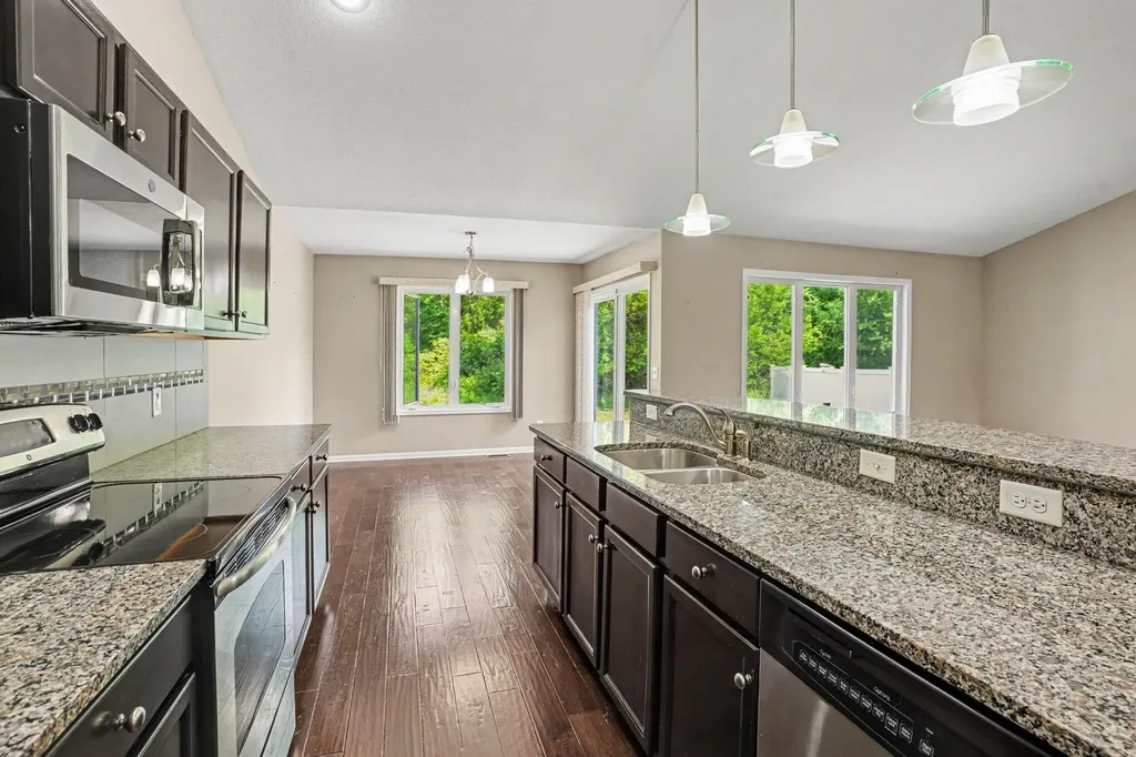 2212 Oakland Farms Trail Portage City MI 49024