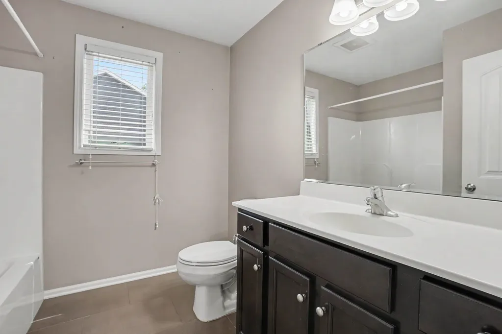 2212 Oakland Farms Trail Portage City MI 49024