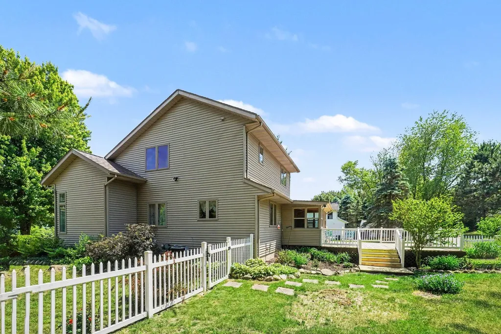 4821 Landing Way Comstock Charter Township MI 49048