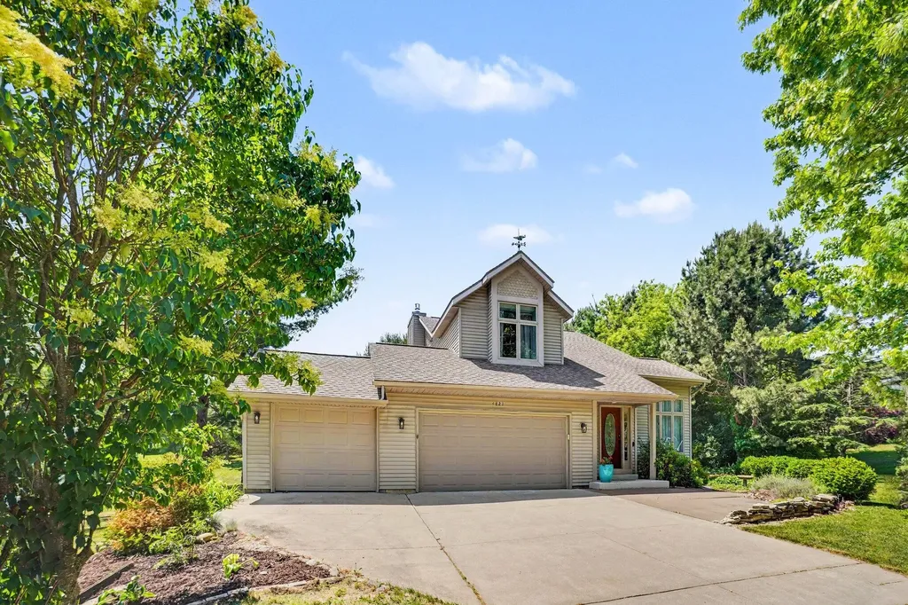4821 Landing Way Comstock Charter Township MI 49048