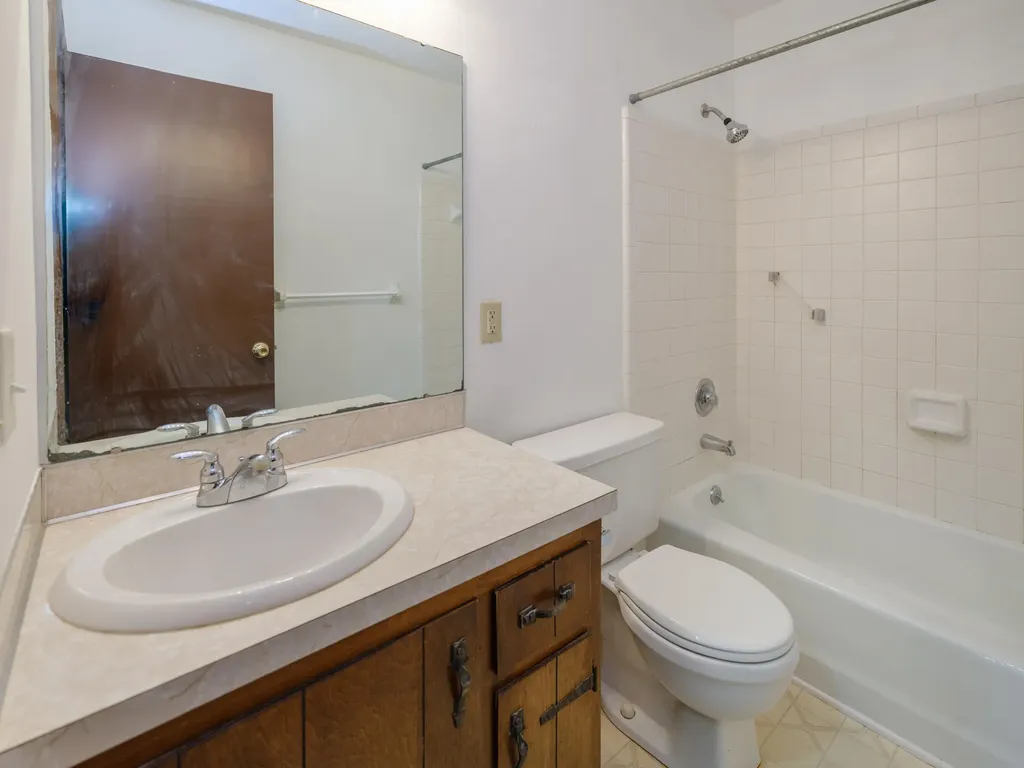 238-240 Wilbur Street SE Wyoming City MI 49548